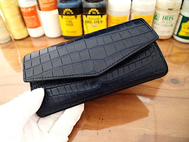 【オーダー】クロコダイルで作る2つ折り/ボタン開閉式のコンパクト長財布 | 2枚目
