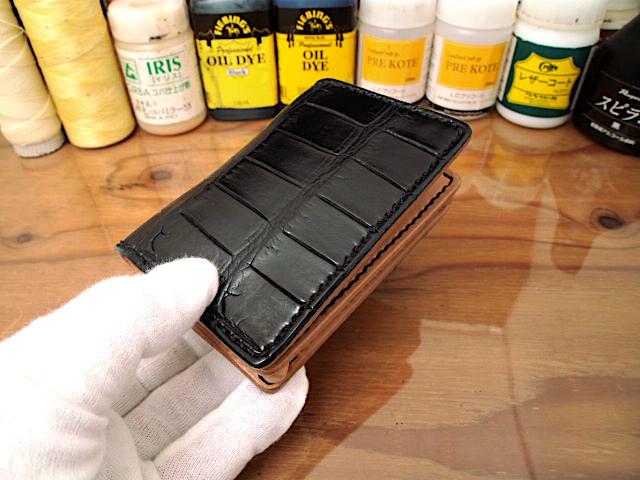 【オーダー】クロコダイル×サドルで作る手縫いの厚型名刺入れ | 3枚目