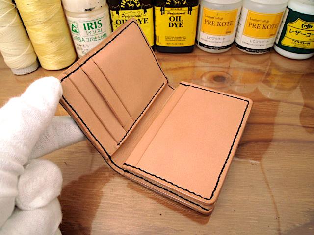 【オーダー】クロコダイル×サドルで作る手縫いの厚型名刺入れ | 4枚目