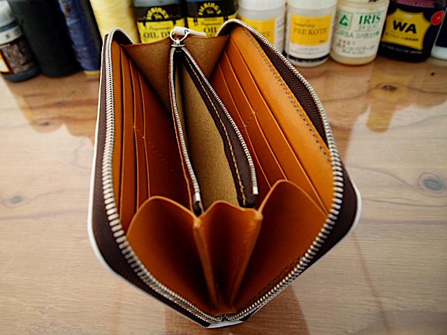 【受注製作】ヒマラヤクロコダイルと内装キャメルで作るラウンドファスナー長財布 | 6枚目