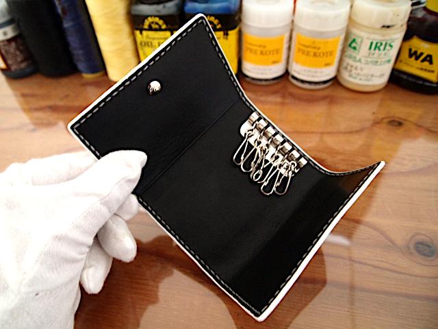 【受注製作】ヒマラヤクロコダイルの手縫いで作る手縫いのキーケース | 4枚目